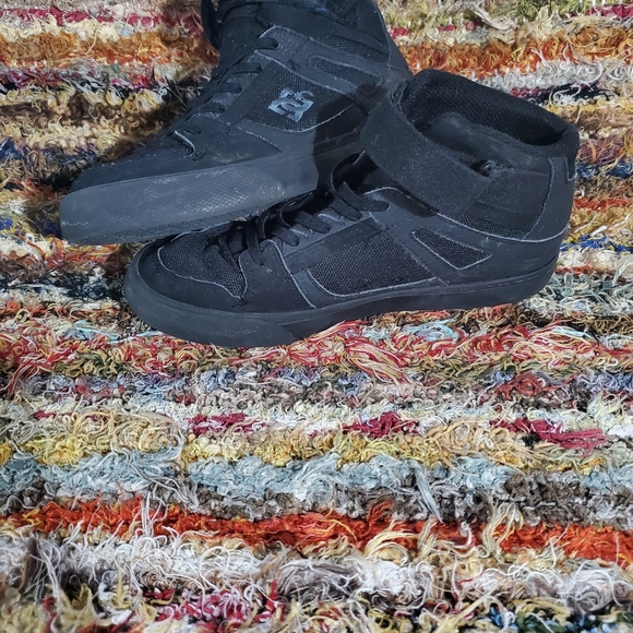 DC Pure High Top EV Skate Shoe - Picture 8 of 9